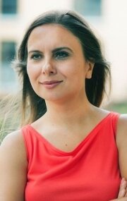 Фото Гонджагюль Сунар