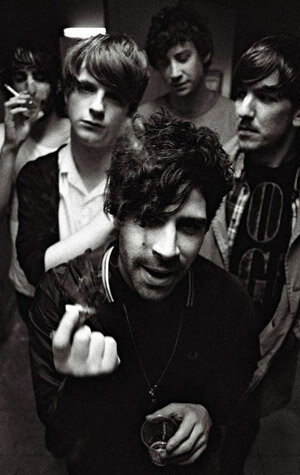 Фото Foals